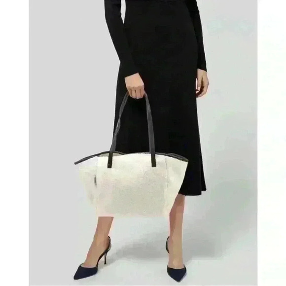 NEIMAN MARCUS FAUX SHEARLING TOTE in white 19x11” - Picture 1 of 12